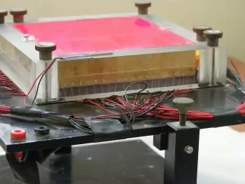 O que é um concentrador solar luminescente?