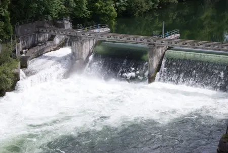 Usinas hidrelétricas: eletricidade com o poder da água